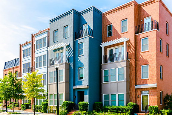 row of brick townhouses in alexandria virginia